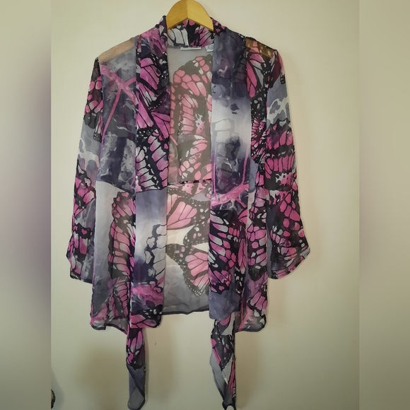 100% Silk Butterfly Cardigan - Picture 2 of 9